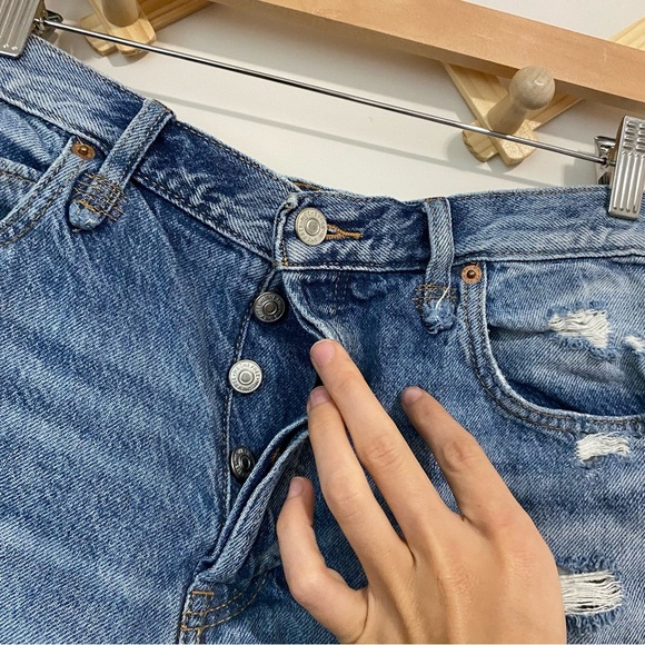 We the Free Denim Cutoff Shorts size 30 - Picture 4 of 8